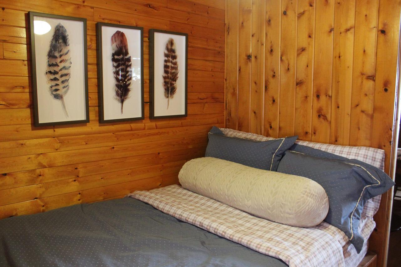 Lakefront Hope Lodge Miller Lake Exterior foto